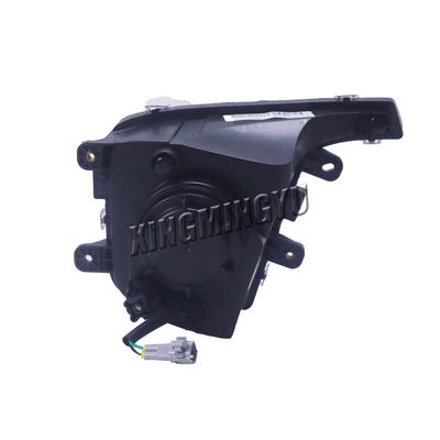 Luz de nevoeiro para caminhão Howo 2018 Peças sobressalentes de caminhão LG9704720027 LG9704720028